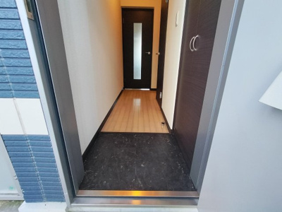 【玄関】 | レオネクスト都原 | 設備・仕様は号室により異なる為、現況を優先致します。