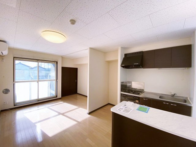 【居間・リビング】 | レオネクスト都原 | おしゃれなリビングです