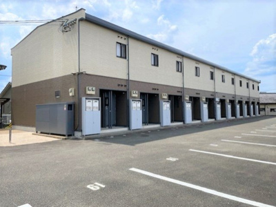 【外観】 | レオパレスパルミエ | 2025年7月外壁塗装済み