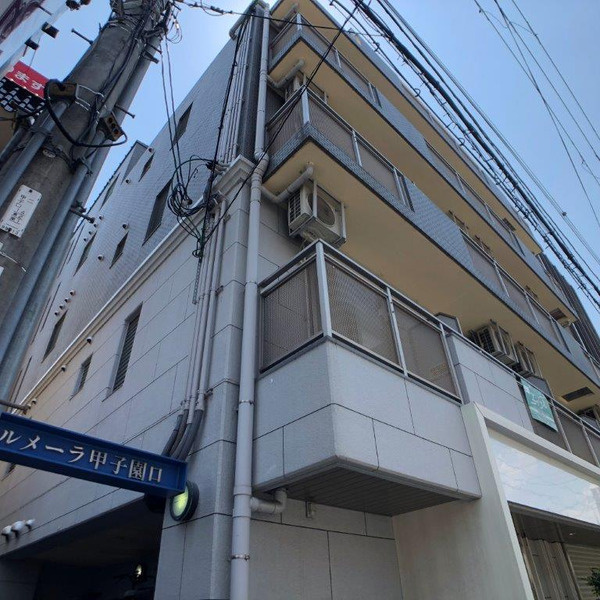 ﾊﾟﾙﾒｰﾗ甲子園口の外観