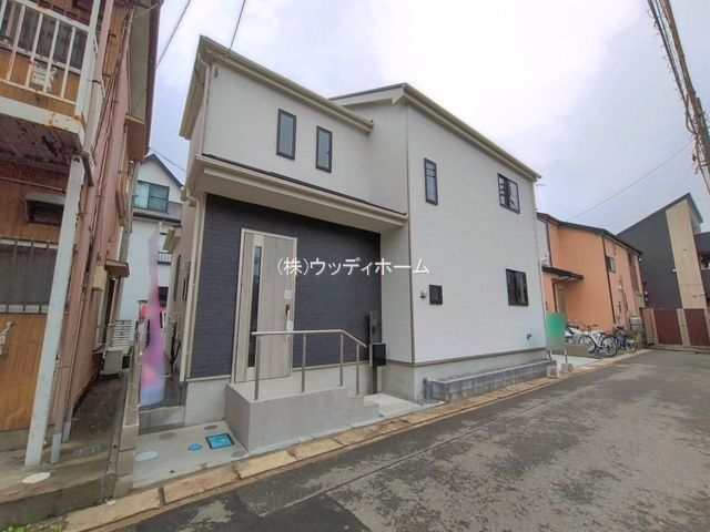 春日部市南4丁目　新築一戸建ての外観