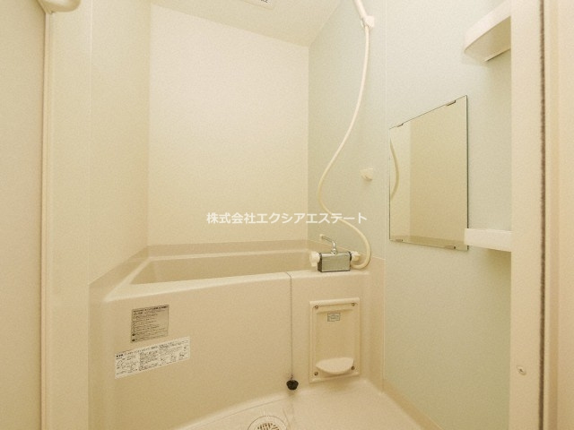 グランパシフィック花園北の浴室