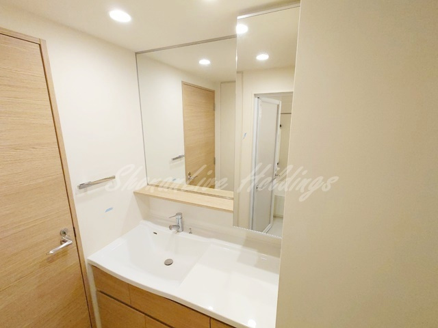 藤沢市辻堂西海岸２丁目の賃貸マンションの洗面所