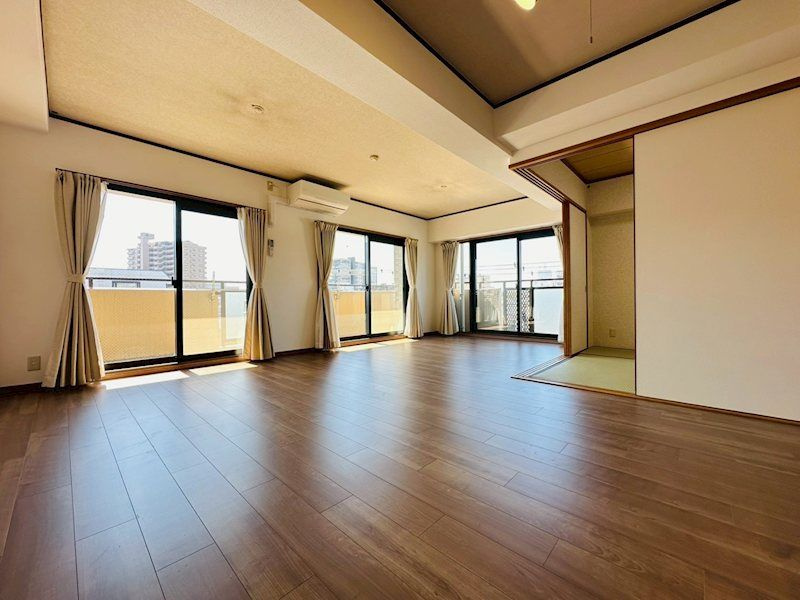ヴェルビュ新屋敷東　 401号室の内装