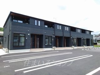 安芸高田市吉田町常友のアパート