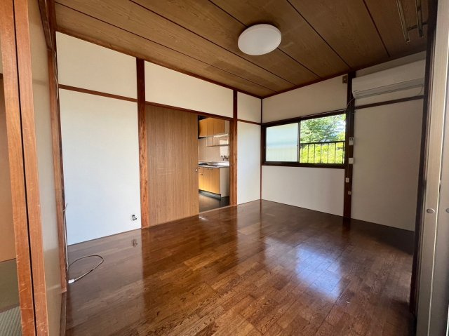 深沢一戸建の居間・リビング