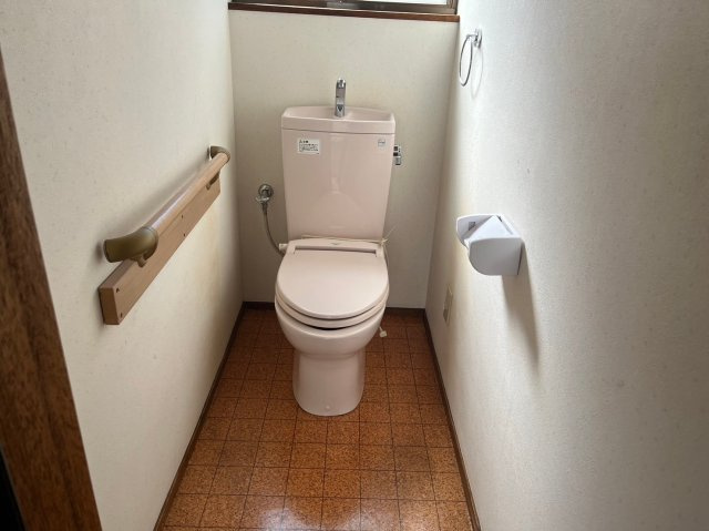 深沢一戸建のトイレ