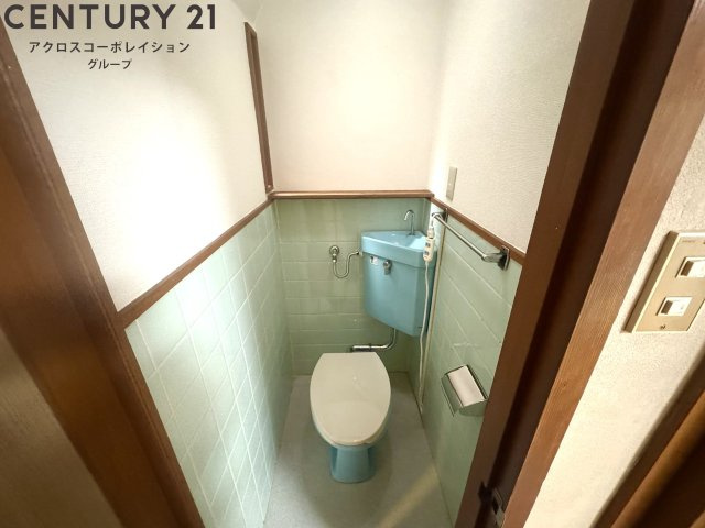 清潔感のあるトイレです♪