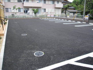【駐車場】
