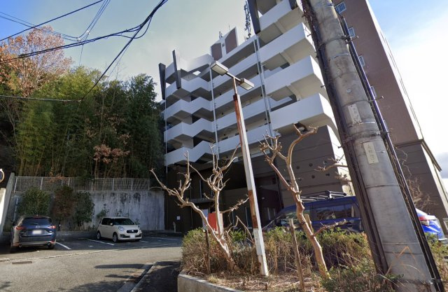 リアライズ高槻の外観