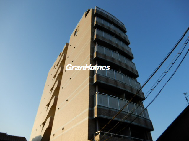 ハッピーコート栄町