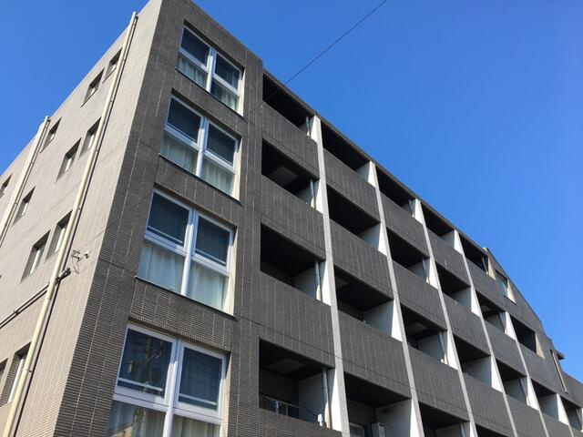 ブライズ上池台の外観|５階建ての４階です