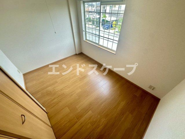ローズコートＡの洋室|高崎、前橋のお部屋探しはエンドスケープまで！お客様の理想お聞かせ下さい♪
