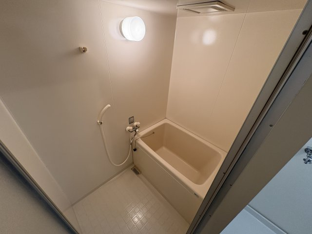 山本マンションの浴室