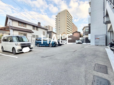 【駐車場】 | ソレイユルヴァン博多駅南