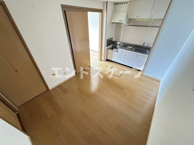 ルーラル・カーサＹの居間・リビング|高崎、前橋のお部屋探しはエンドスケープまで！お客様の理想お聞かせ下さい♪