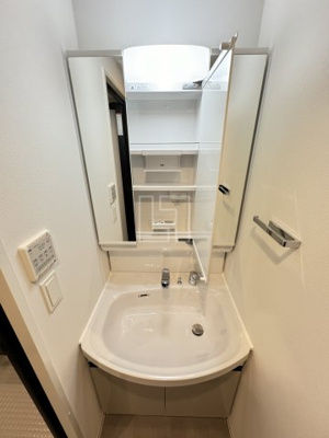 【設備】 | レジュールアッシュ谷町四丁目グランクラス | レジュールアッシュ谷町四丁目グランクラス　浴室乾燥機