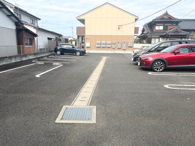 エガールの駐車場