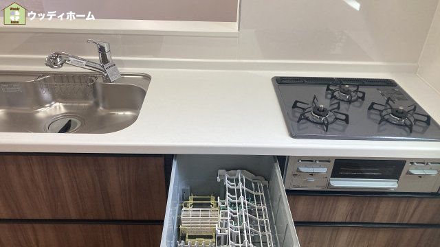 越谷市南越谷　新築一戸建て　2号棟のキッチン