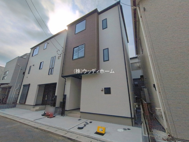 越谷市南越谷　新築一戸建て　2号棟の外観