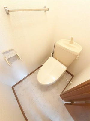 【トイレ】 | クレストールコハクＢ | トイレです