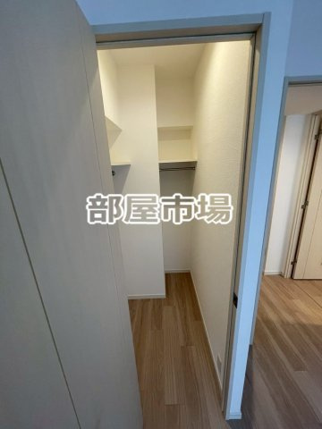 ダイアパレス蔵前の収納|ウォークインクローゼット
