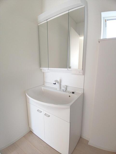 北九州市八幡西区光貞台第2の内観：施工例|同仕様タイプです 