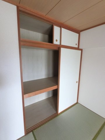 ダイアパレスライブシティ船橋の収納