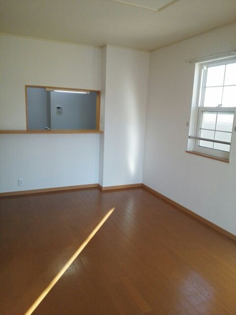 ヴィラＫ＆Ｋ　Ⅰ　　刈谷市近郊の賃貸はクラスホーム刈谷店の居間・リビング