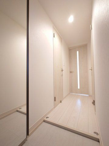 GF周船寺ルピナスの玄関