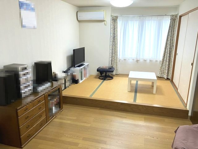 八社宮　中古戸建　6LDKの寝室