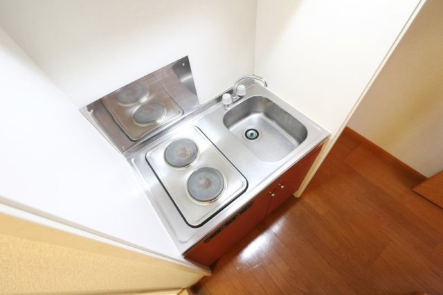 神戸市西区伊川谷町有瀬のアパートのキッチン
