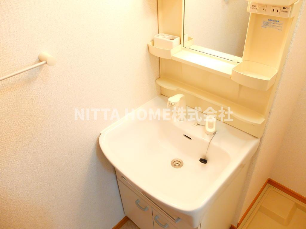 丹波市氷上町横田のアパートの独立洗面台|嬉しい独立洗髪洗面化粧台付き◇
