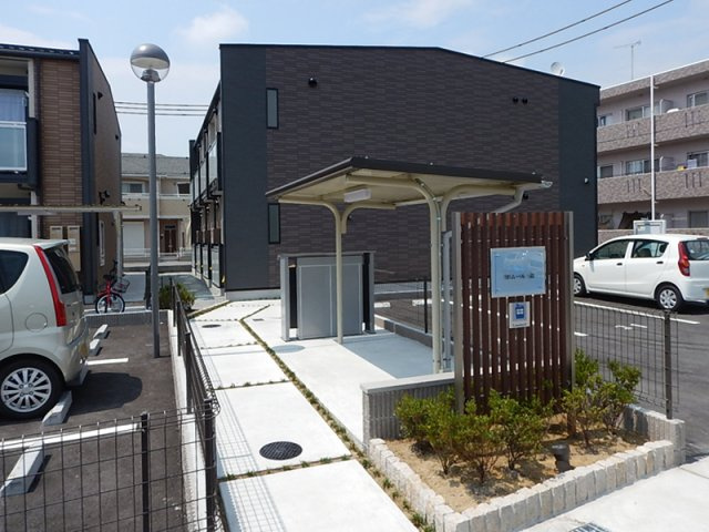 レオネクストポムールⅢの外観