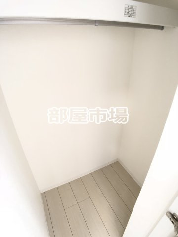 KS入谷EASTの収納|ウォークインクローゼット