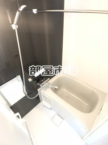 KS入谷EASTの浴室