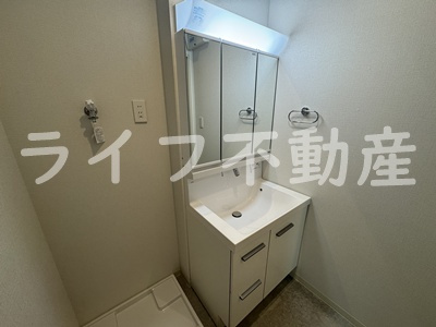 グラン今里NORTH　仲介手数料無料の洗面所|忙しい朝には欠かせない洗面所です