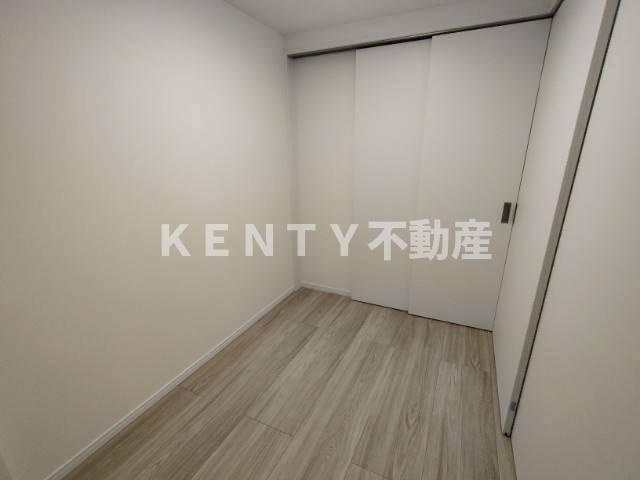 【寝室】 | ルネコート大鳥居 | 落ち着いて過ごせるお部屋なので、寝室にいかがでしょうか