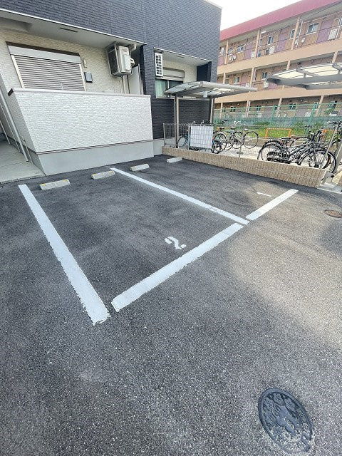 フジパレス西甲子園の駐車場