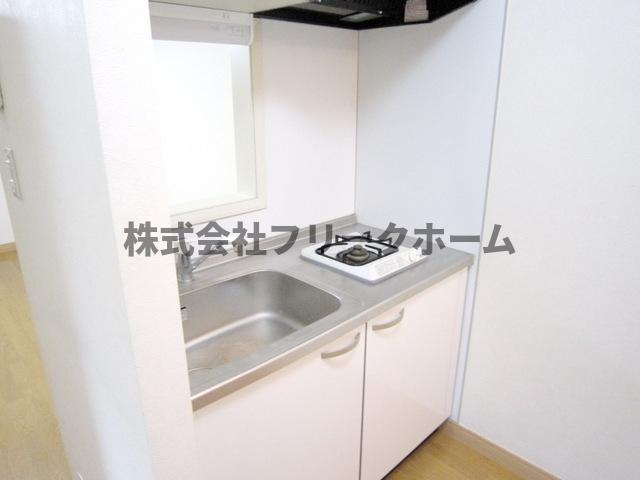 武蔵野市境南町４丁目のアパートのキッチン