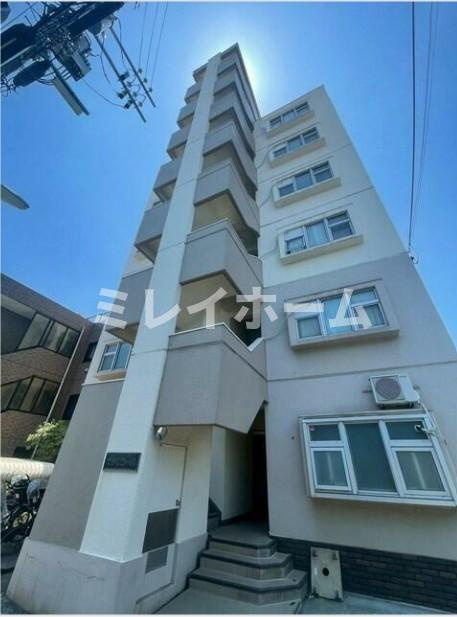 マナロコーポの外観