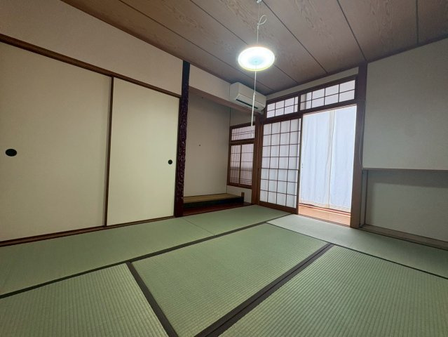 千里丘上貸家の寝室