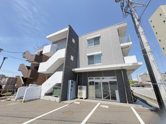 アスコット河原町駅前の画像
