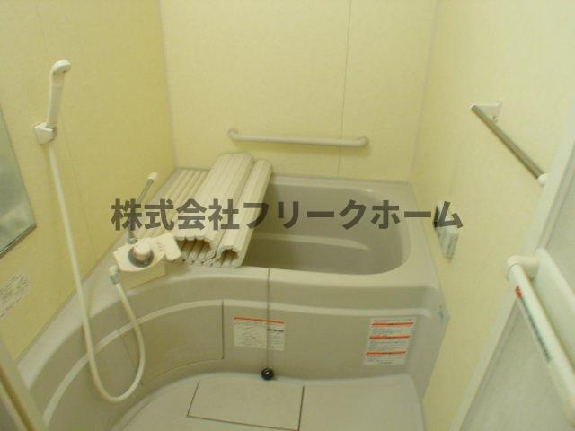 杉並区南荻窪３丁目のアパートの浴室