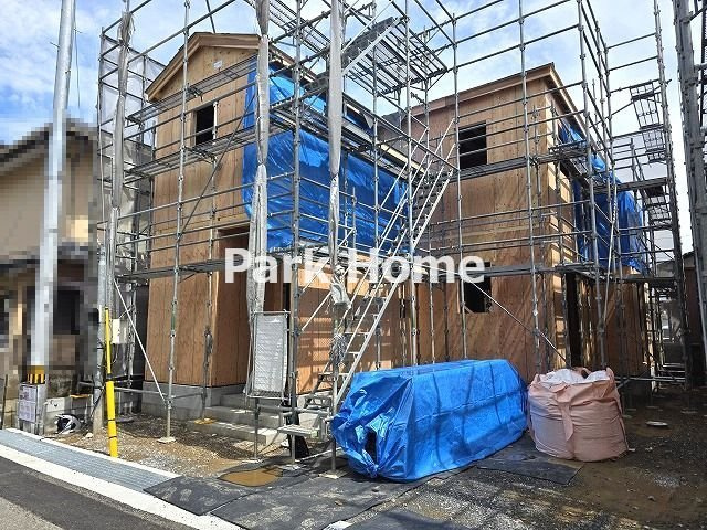 高知市東城山町-3期3棟1- 新築戸建ての外観|1号棟　2026.4月：建築中