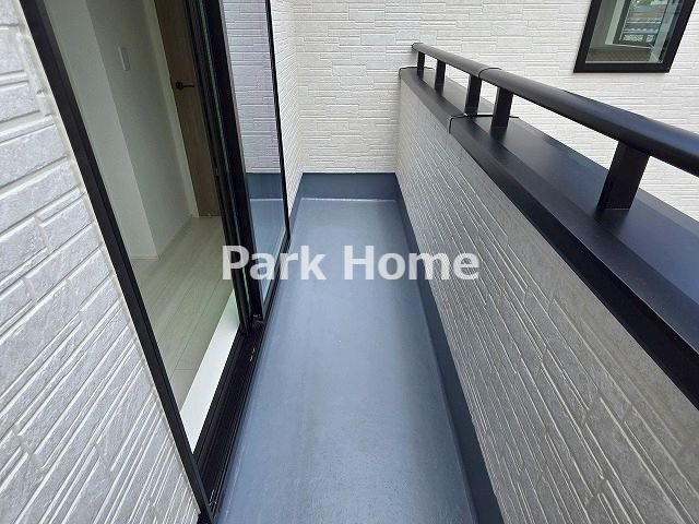高知市東城山町-3期3棟1- 新築戸建てのバルコニー|２F:5.25洋室