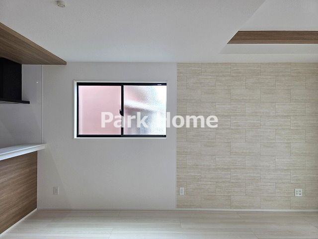 高知市東城山町-3期3棟1- 新築戸建ての居間・リビング|1F:16LDK