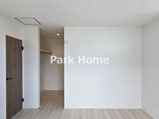 高知市東城山町-3期3棟1- 新築戸建ての洋室|２F：8洋室+WIC