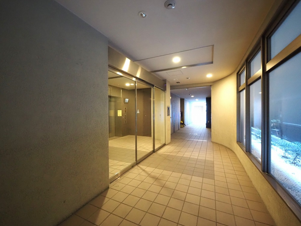 アーベル更紗北堀江のロビー