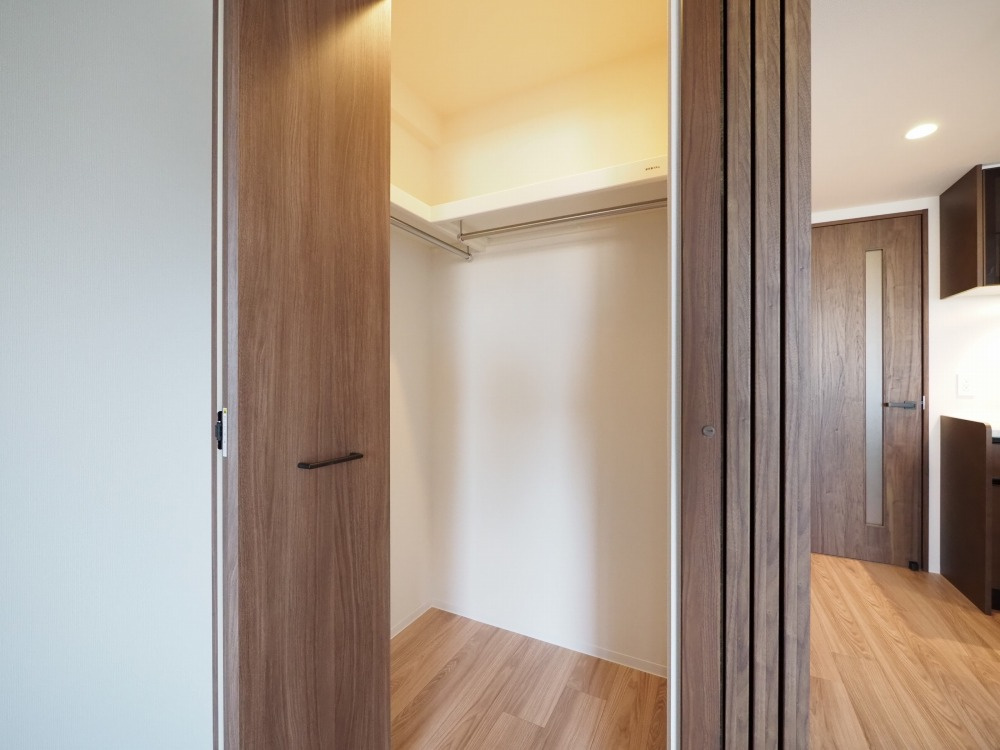 エスリードレジデンス　ザ・グラン 梅田イーストの収納